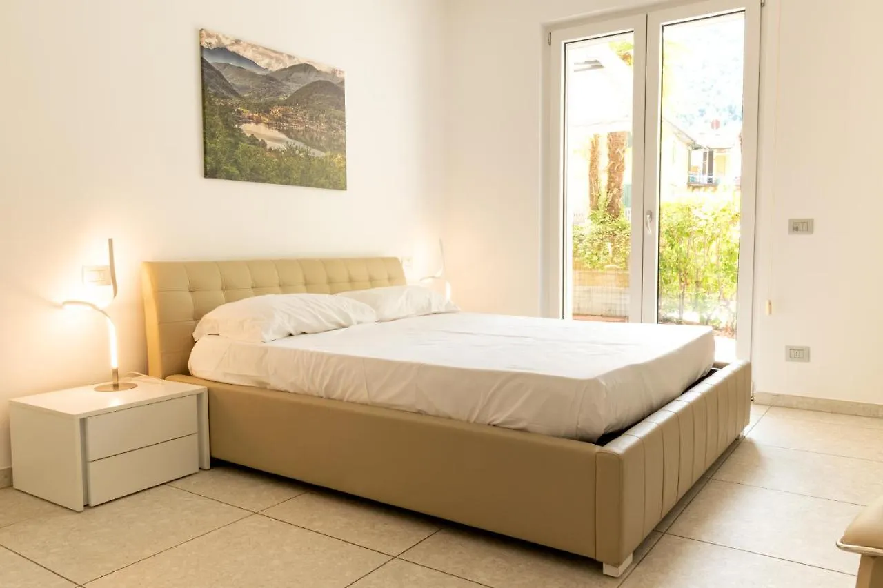 Aparthotel Yachting Residence Lavena Ponte Tresa