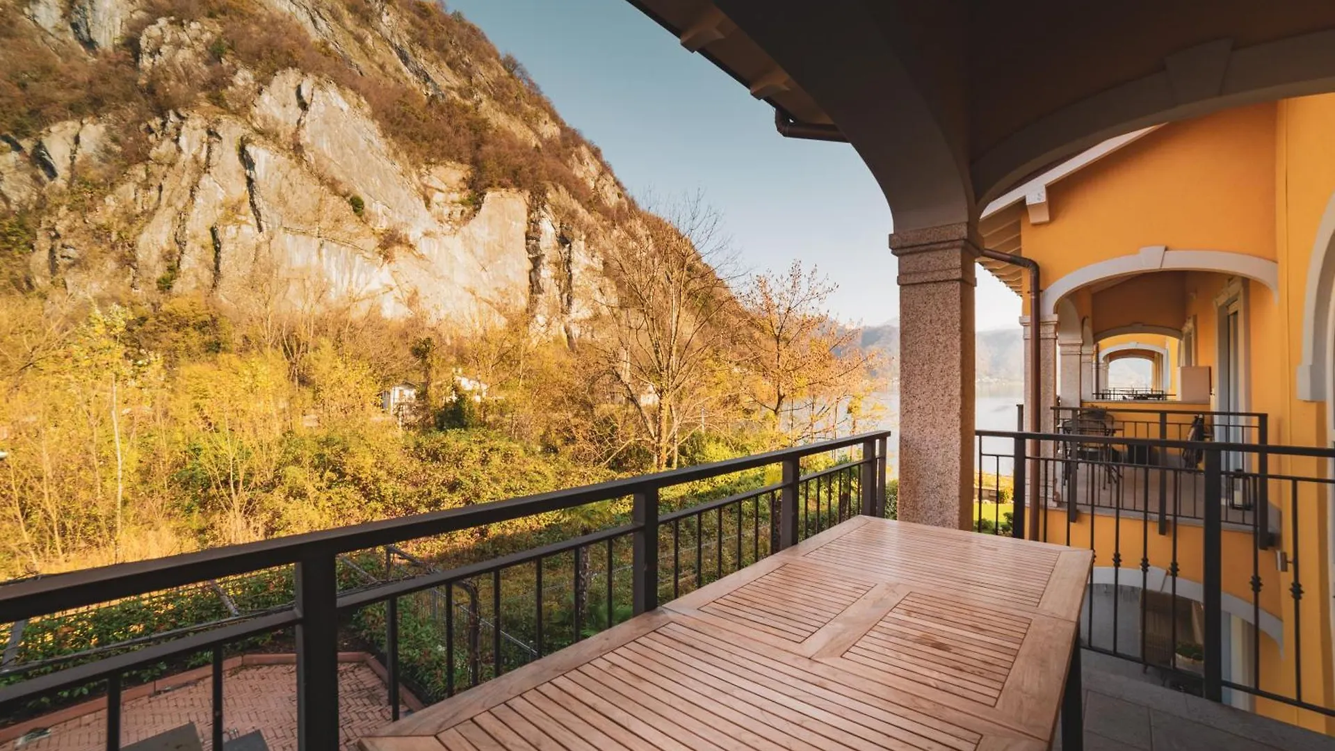 Yachting Residence Lavena Ponte Tresa 4*,