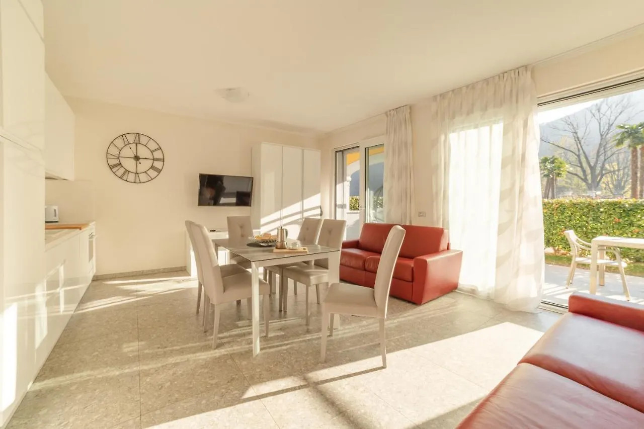 Hotel apartamentowy Yachting Residence Lavena Ponte Tresa