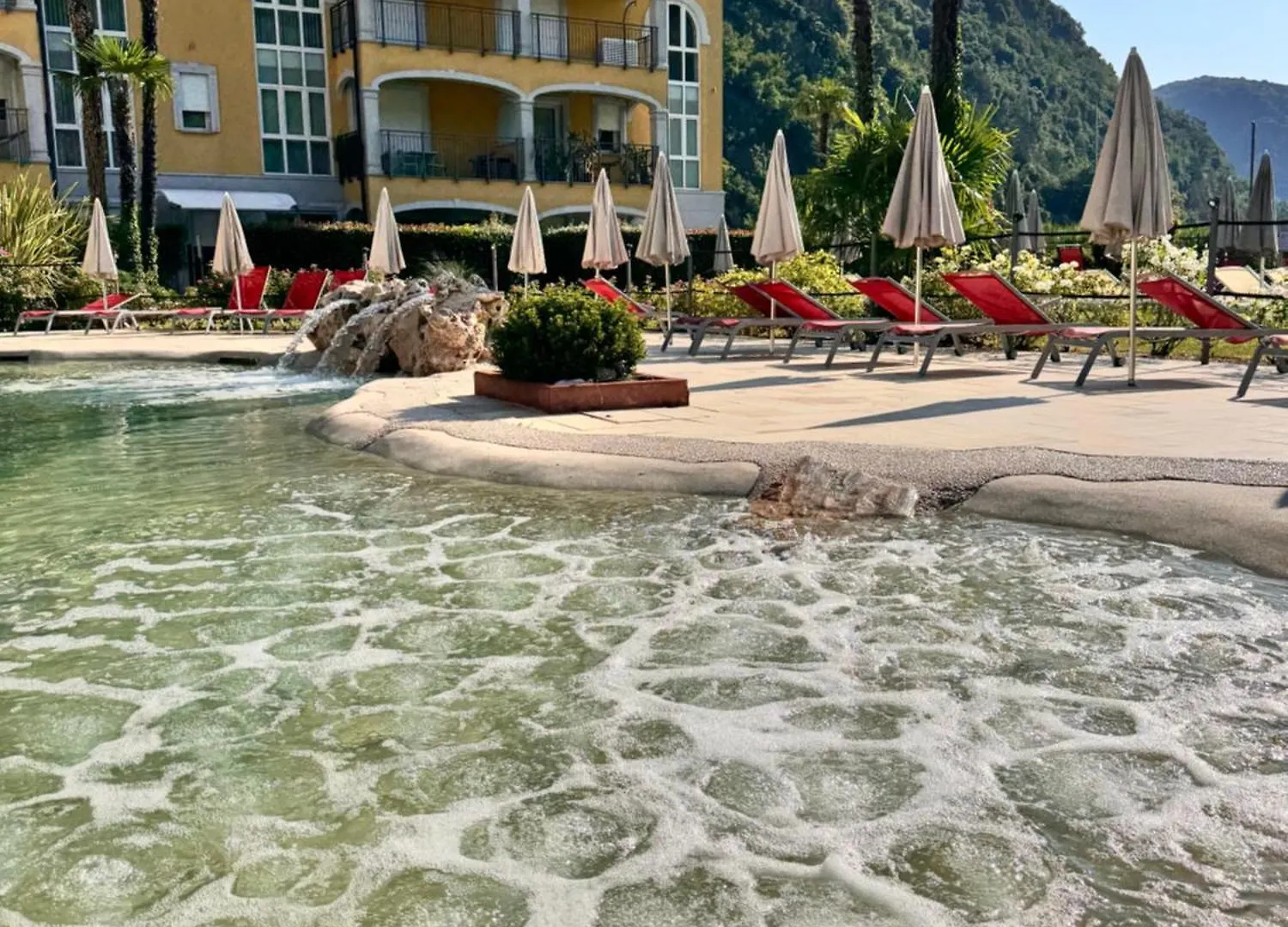 Yachting Residence Lavena Ponte Tresa Hotel apartamentowy