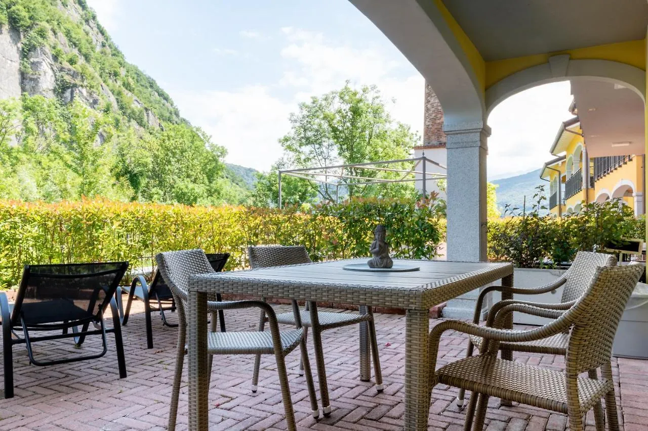 Yachting Residence Lavena Ponte Tresa Italie