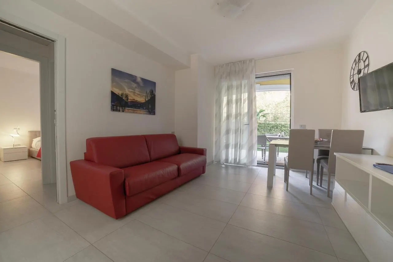 Yachting Residence Lavena Ponte Tresa 4*,